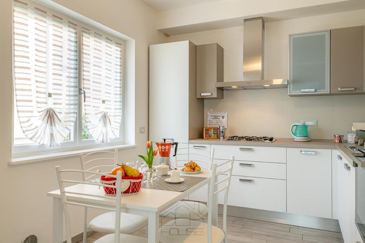 Appartamento Dea House Nesso Esterno foto