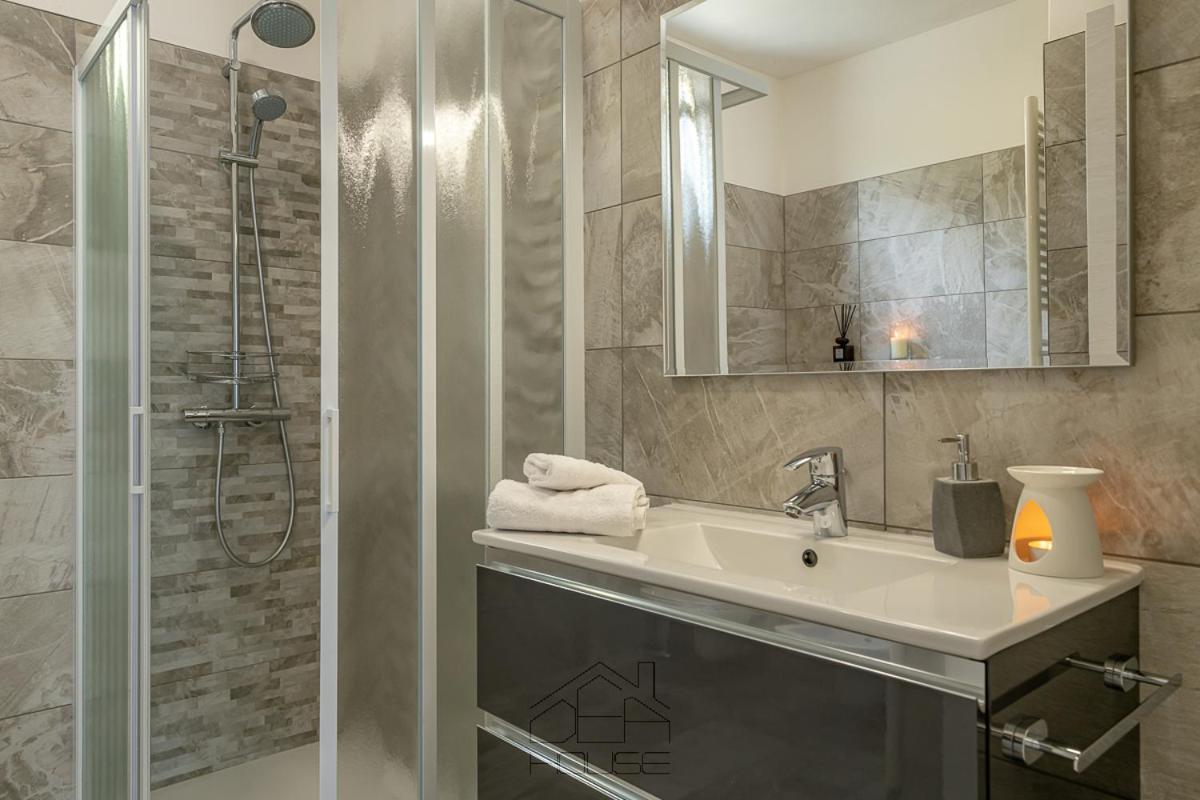 Appartamento Dea House Nesso Esterno foto