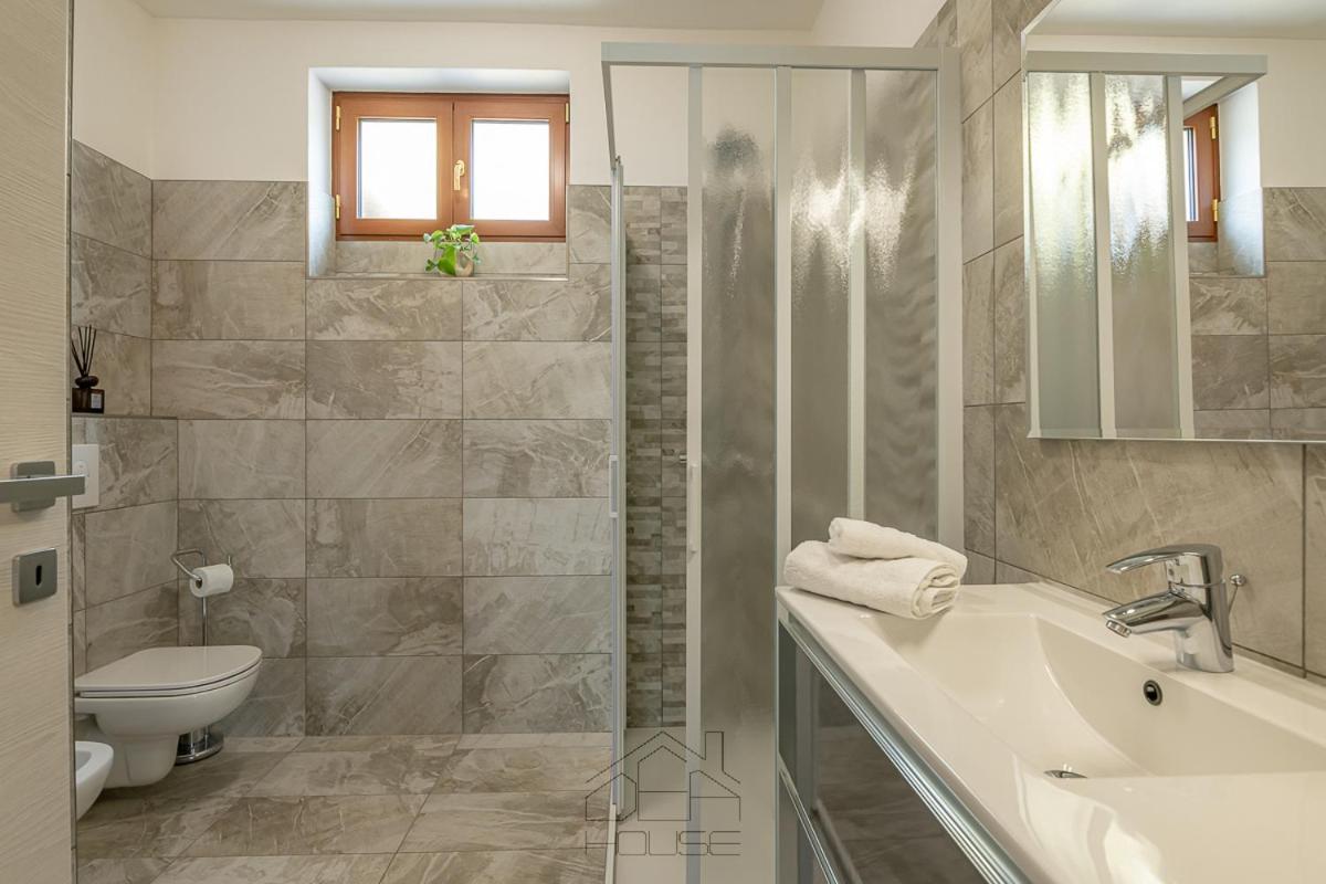 Appartamento Dea House Nesso Esterno foto